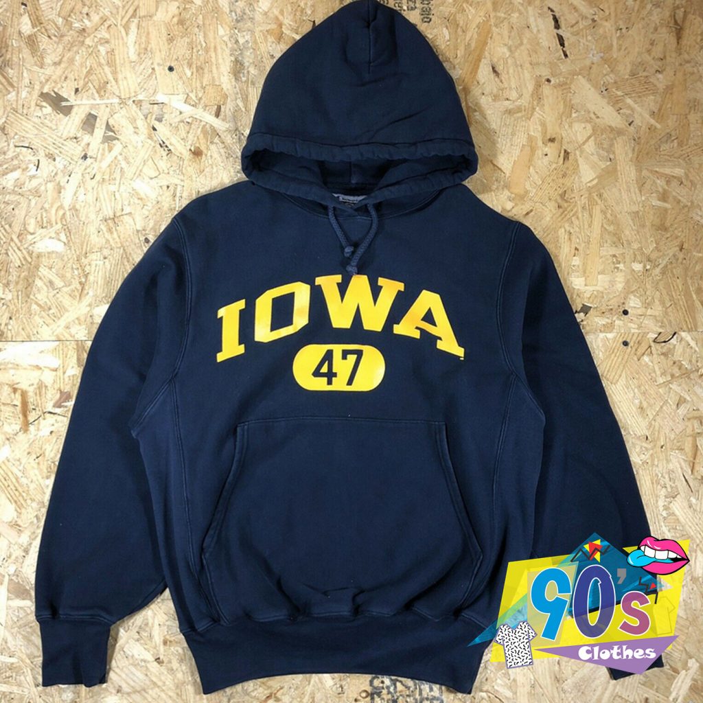 IOWA University VIntage College Hoodie - 90sclothes.com