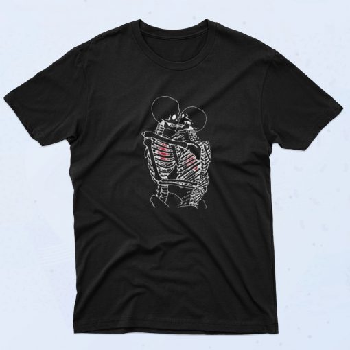 Kissing Skeleton Tarot 90s T Shirt Style