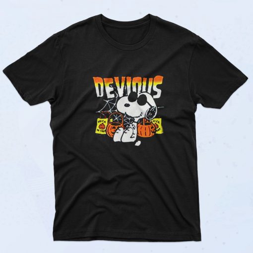 Peanuts Snoopy Devious Halloween 90s T Shirt Style