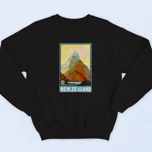 Vintage New Zealand Mitre Peak Mountain Vintage Sweatshirt