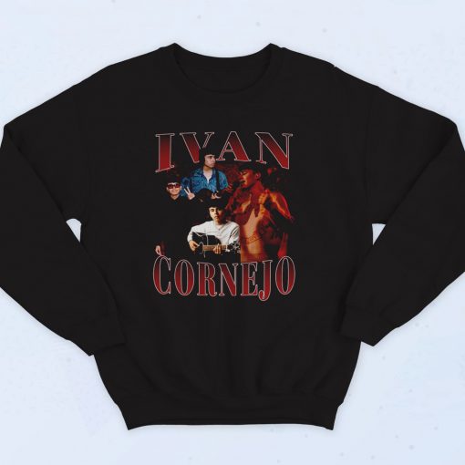 Ivan Cornejo Guitar 90s Sweatshirt Street Style